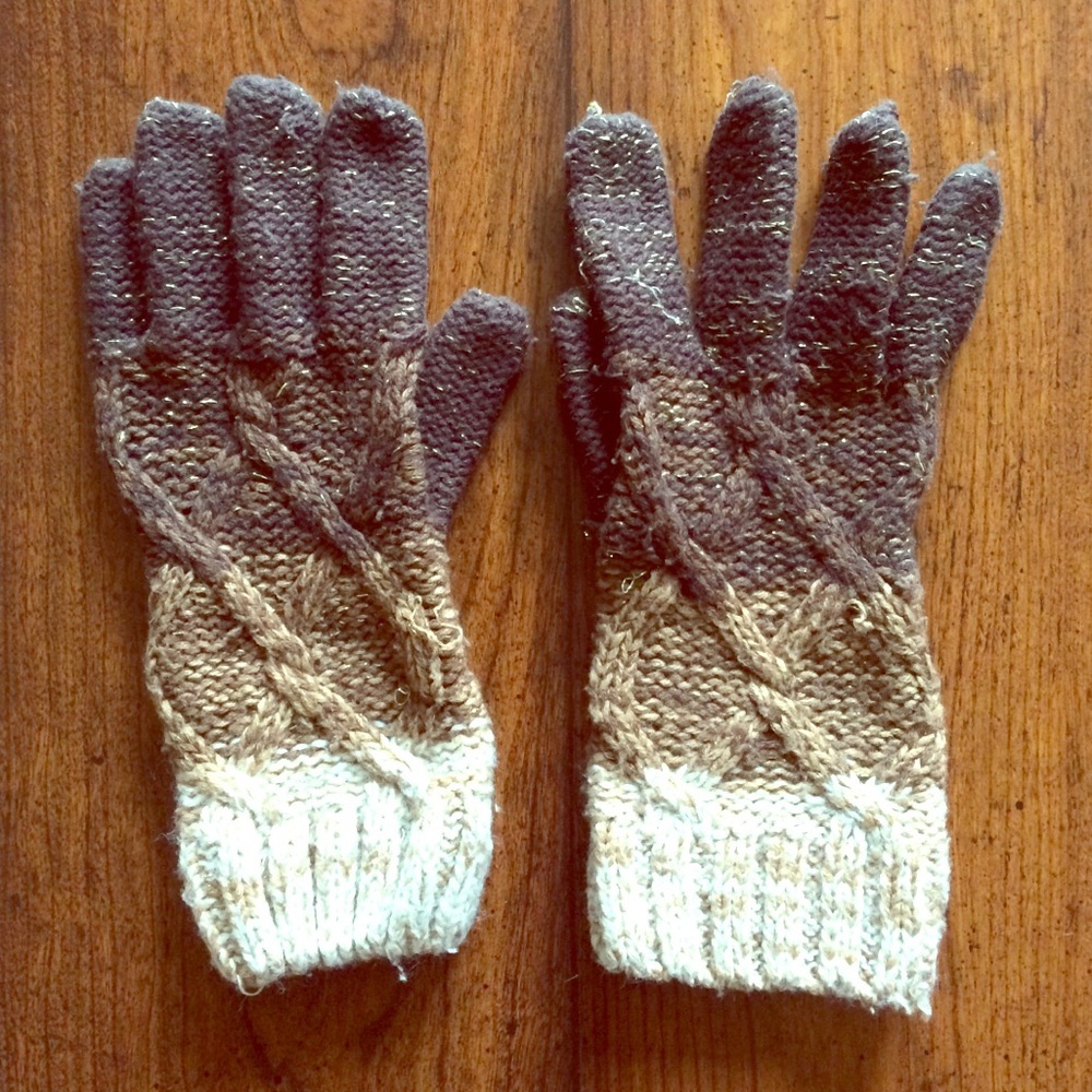 Cute Brown Knit Gloves 🧤